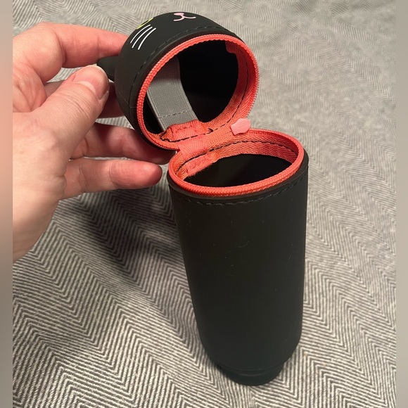 Cat Stand Up Pen Case - Picture 6 of 7